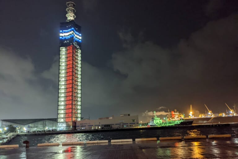 【夜のお散歩】雨上がりのセリオン