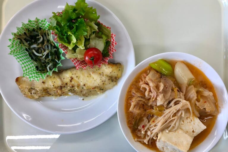 【親和の学生寮】今日の晩ごはん☆キムチ鍋