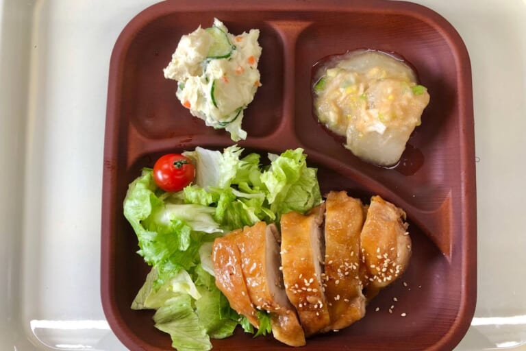 【親和の学生寮】今日の晩ごはん☆チキンのこってり煮