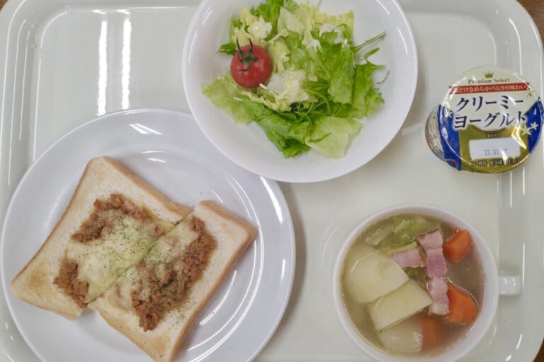 【親和の学生寮】今日の朝ごはん☆ミートトースト