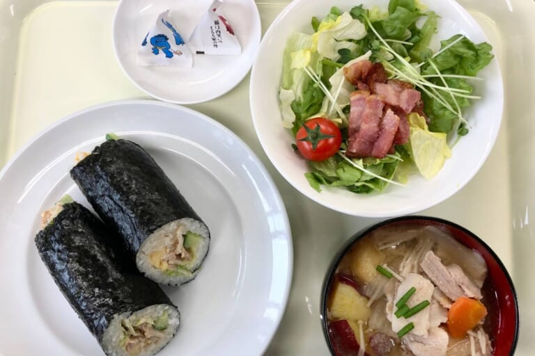 【親和の学生寮】今日の晩ごはん☆恵方巻き