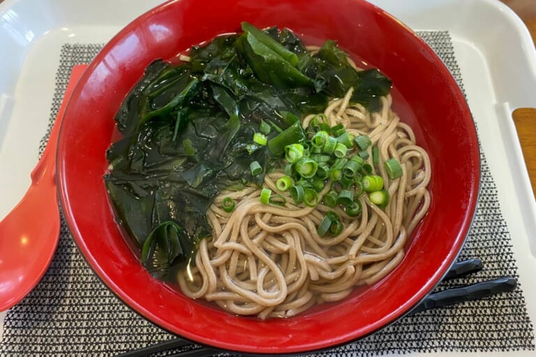 【社長ランチ】うどんの双葉食堂☆わかめそば