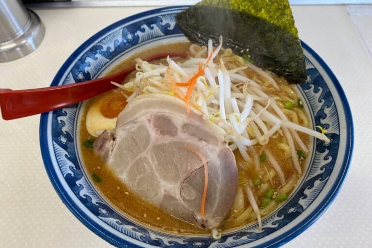 【社長ランチ】らぁめんめん丸本荘店☆丸味噌太麺