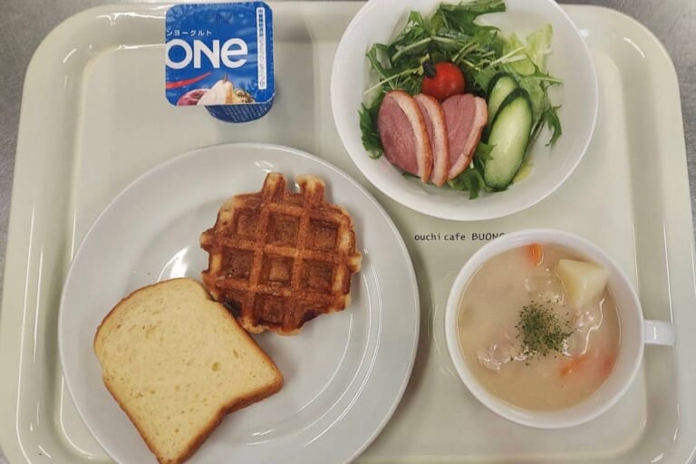 【親和の学生寮】今日の朝ごはん☆クリームシチュー