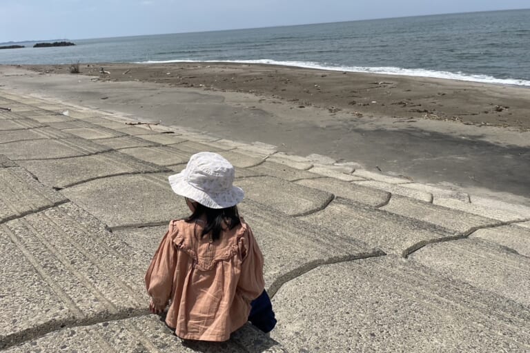 【あや吉の休日】西目の海でお散歩