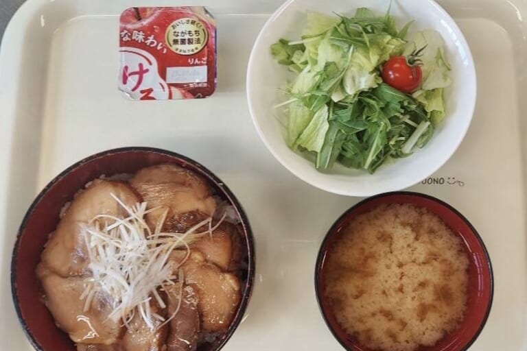 【親和の学生寮】今日の晩ごはん☆チャーシュー丼