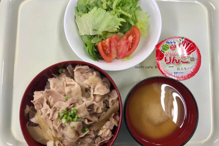 【親和の学生寮】今日の晩ごはん☆豚丼