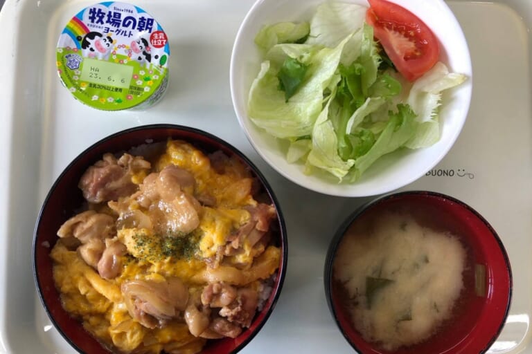 【親和の学生寮】今日の晩ごはん☆親子丼