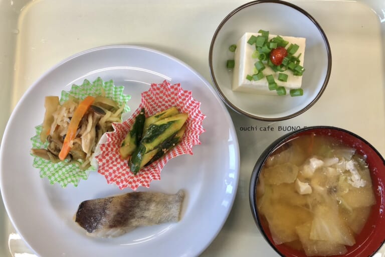 【親和の学生寮】今日の晩ごはん☆焼き魚と切り干し大根煮