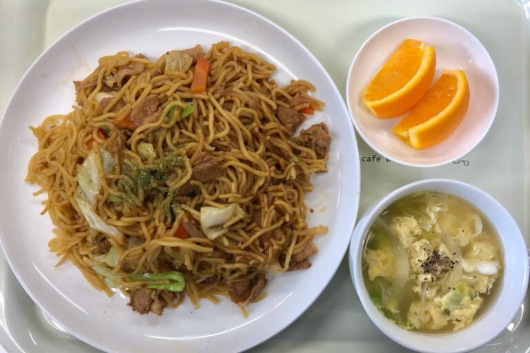 【親和の学生寮】今日の晩ごはん☆焼きそば