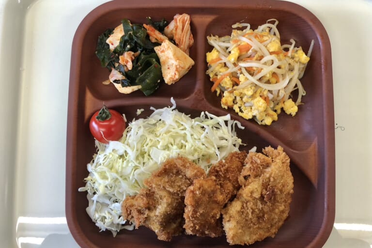 【親和の学生寮】今日の晩ごはん☆ヒレカツ