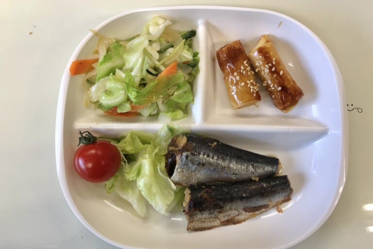 【親和の学生寮】今日の朝ごはん☆魚とちくわチーズ