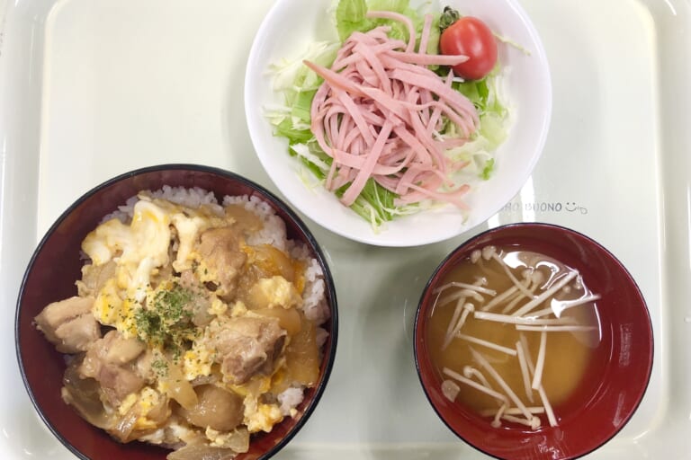 【親和の学生寮】今日の晩ごはん☆親子丼