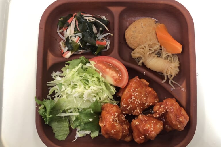 【親和の学生寮】今日の晩ごはん☆ヤンニョムチキン