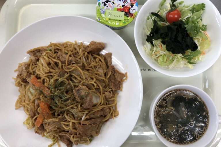 【親和の学生寮】今日の晩ごはん☆焼きそば