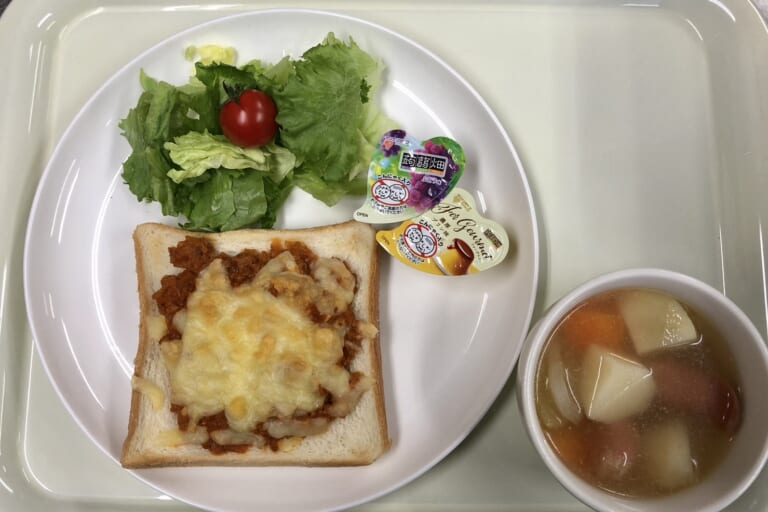 【親和の学生寮】今日の朝ごはん☆ミートソーストースト