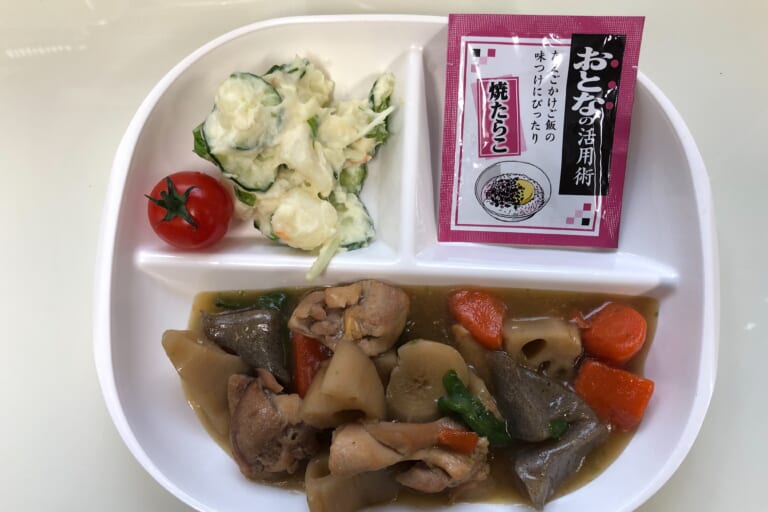 【親和の学生寮】今日の朝ごはん☆筑前煮とポテトサラダ