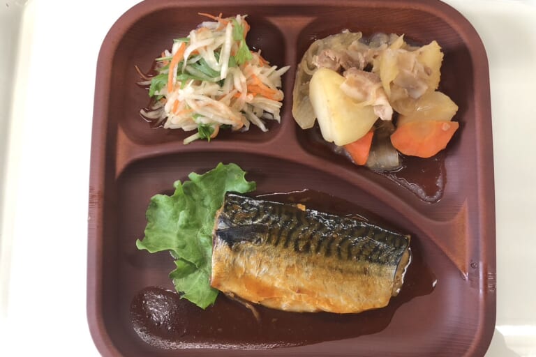 【親和の学生寮】今日の晩ごはん☆さばの味噌煮