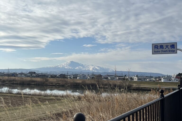 【あや吉シスターズ】鳥海山～飛鳥大橋からの眺め