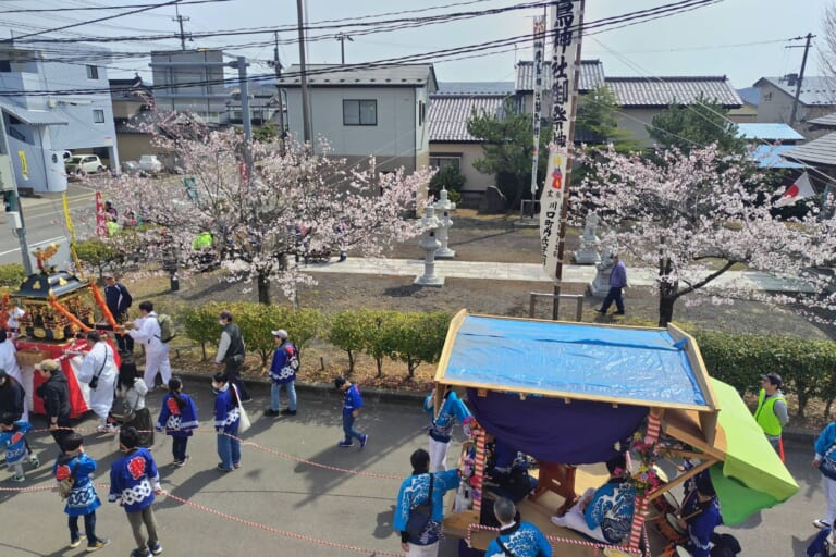 お祭り日和。