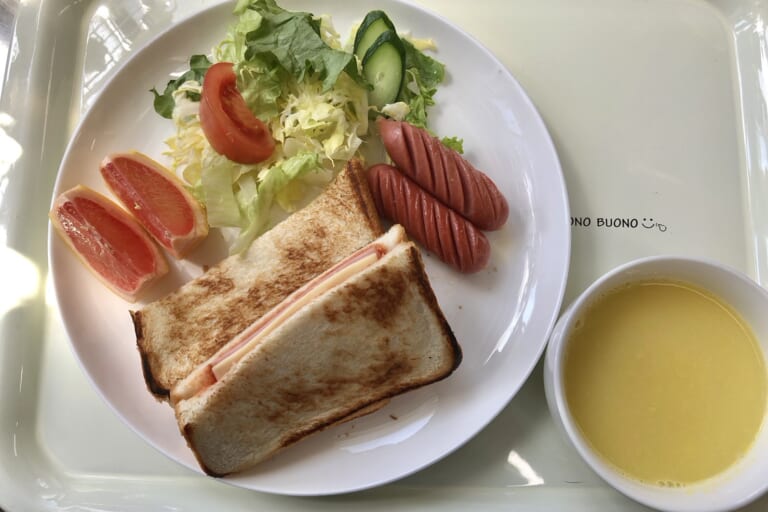 【親和の学生寮】今日の朝ごはん☆ホットサンド