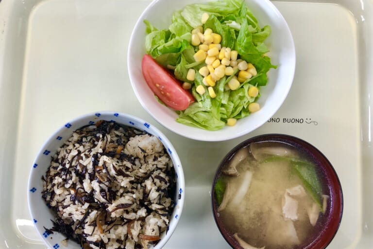 【親和の学生寮】今日の朝ごはん☆ひじき混ぜご飯