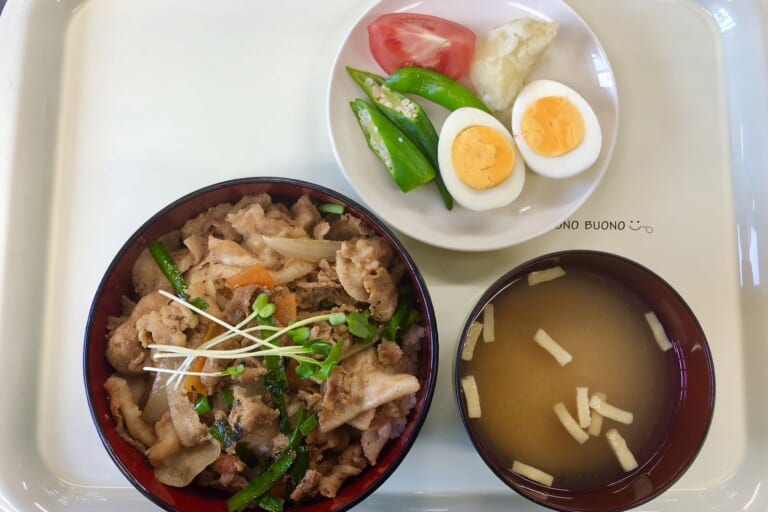 【親和の学生寮】今日の晩ごはん☆スタミナ丼