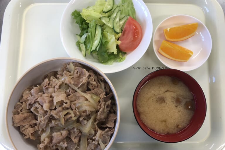 【親和の学生寮】今日の晩ごはん☆牛丼