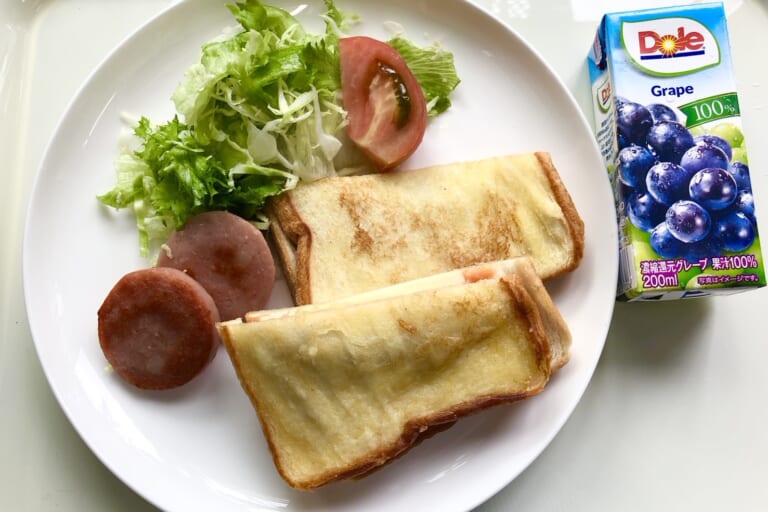 【親和の学生寮】今日の朝ごはん☆ホットサンド