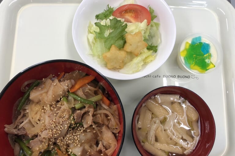 【親和の学生寮】今日の晩ごはん☆スタミナ丼