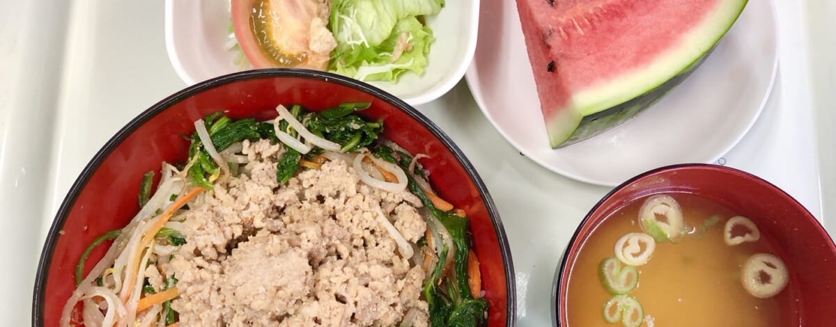 【親和の学生寮】今日の晩ごはん☆ビビンバ丼