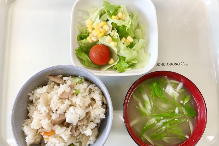 【親和の学生寮】今日の朝ごはん☆五目混ぜご飯