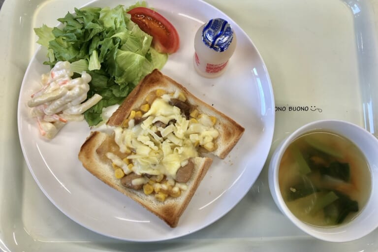 【親和の学生寮】今日の朝ごはん☆てりマヨチキントースト