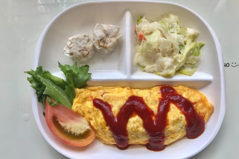 【親和の学生寮】今日の朝ごはん☆野菜オムレツ