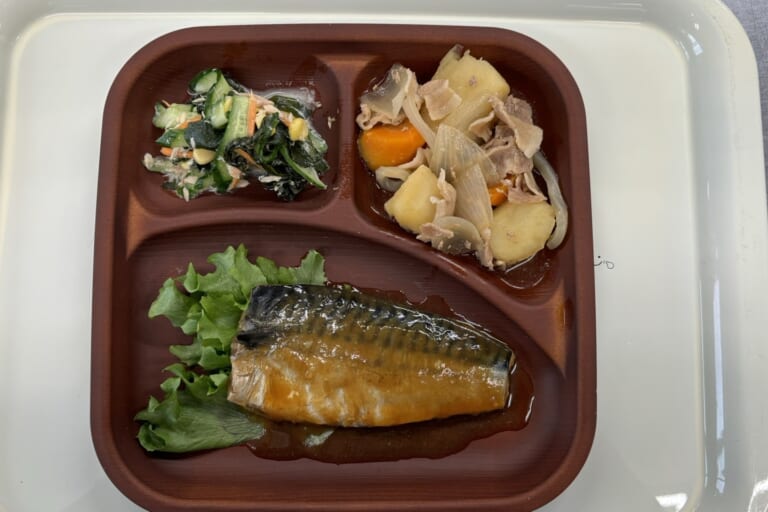 【親和の学生寮】今日の晩ごはん☆サバ味噌煮