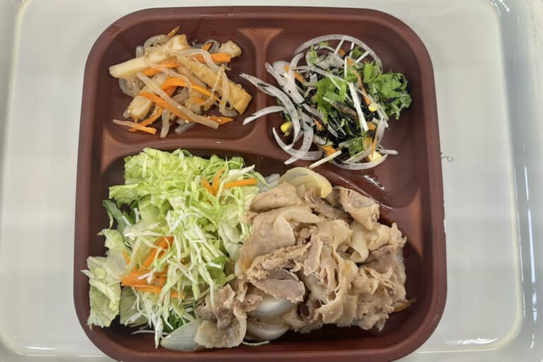 【親和の学生寮】今日の晩ごはん☆豚のしょうが焼き