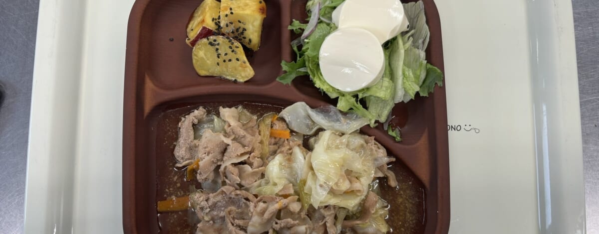 【親和の学生寮】今日の晩ごはん☆キャベツ＆豚肉のうま煮