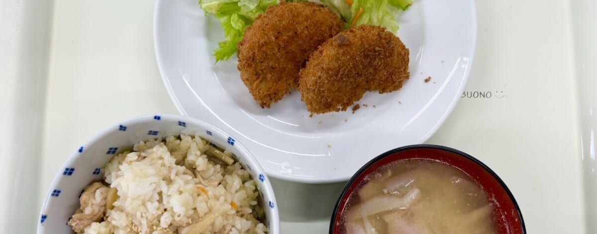 【親和の学生寮】今日の晩ごはん☆まぜごはんと豚汁