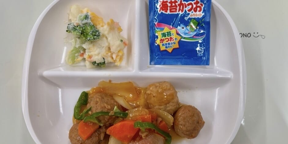 【親和の学生寮】今日の朝ごはん☆ミートボール炒め