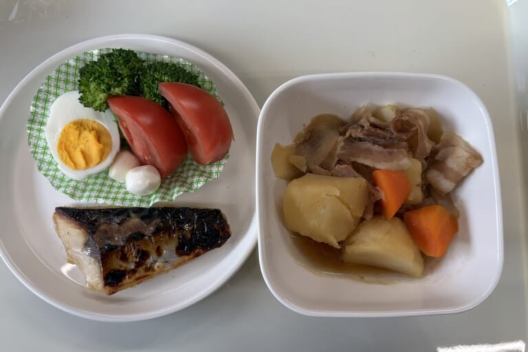 【親和の学生寮】今日の晩ごはん☆肉じゃが