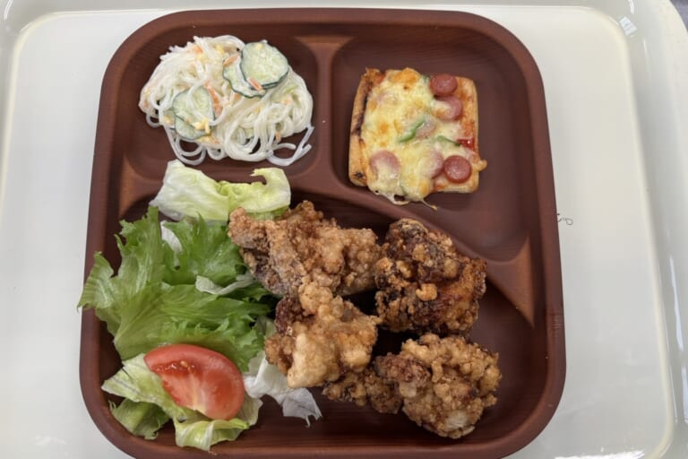 【親和の学生寮】今日の晩ごはん☆からあげ