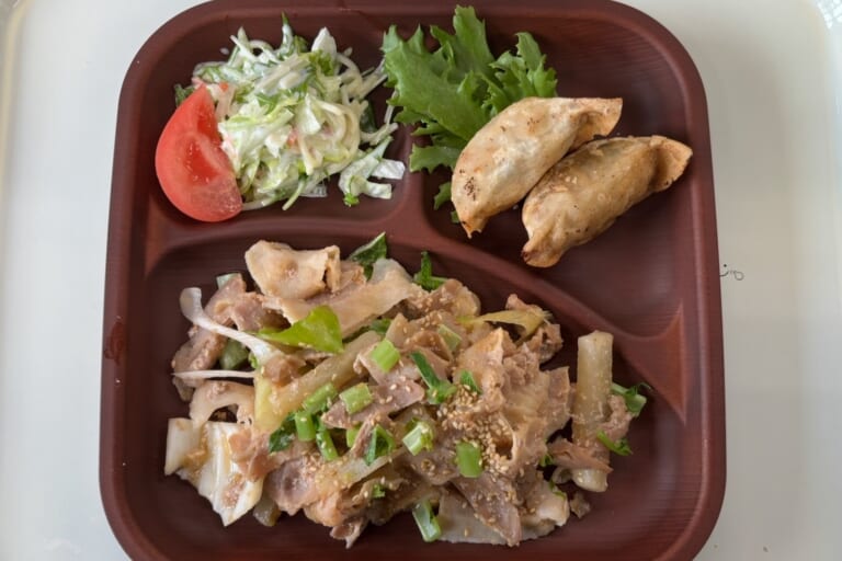 【親和の学生寮】今日の晩ごはん☆豚みそ大根炒め