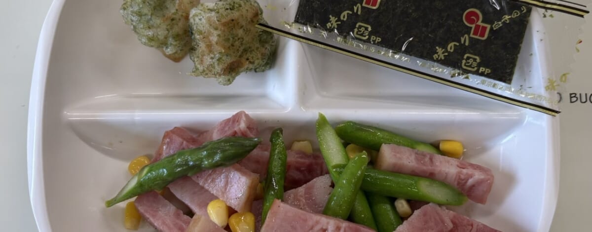 【親和の学生寮】今日の朝ごはん☆アスパラベーコン炒め