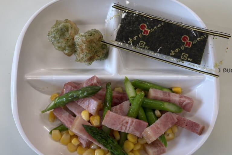 【親和の学生寮】今日の朝ごはん☆アスパラベーコン炒め