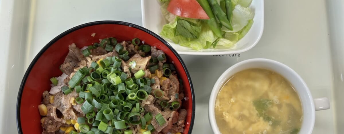 【親和の学生寮】今日の晩ごはん☆ペッパーランチ風のつけ丼