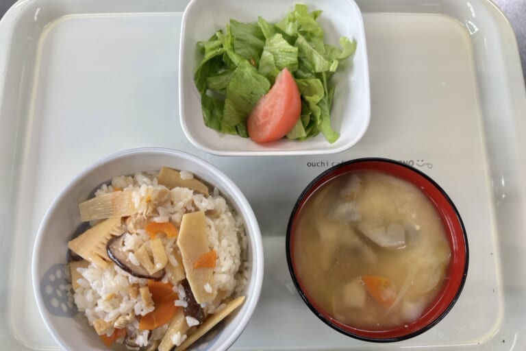【親和の学生寮】今日の朝ごはん☆まぜごはん