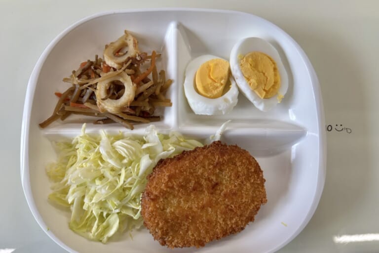 【親和の学生寮】今日の朝ごはん☆コロッケ