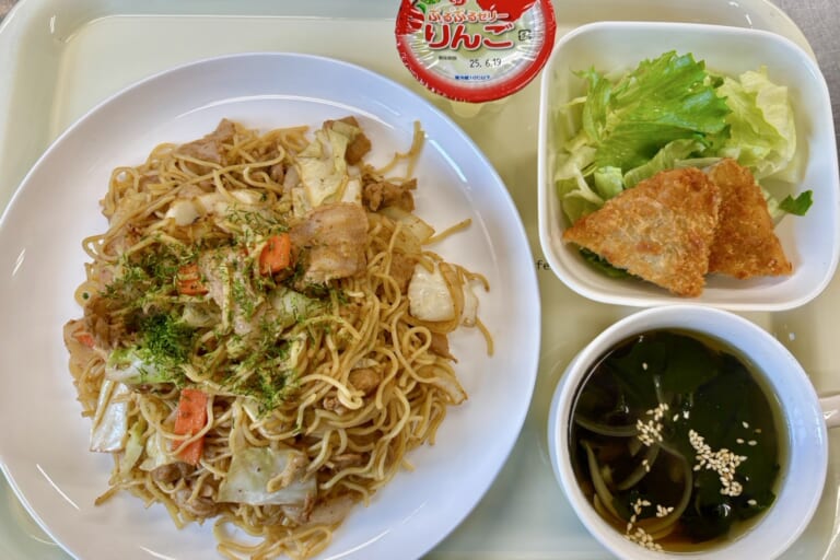 【親和の学生寮】今日の晩ごはん☆焼きそば