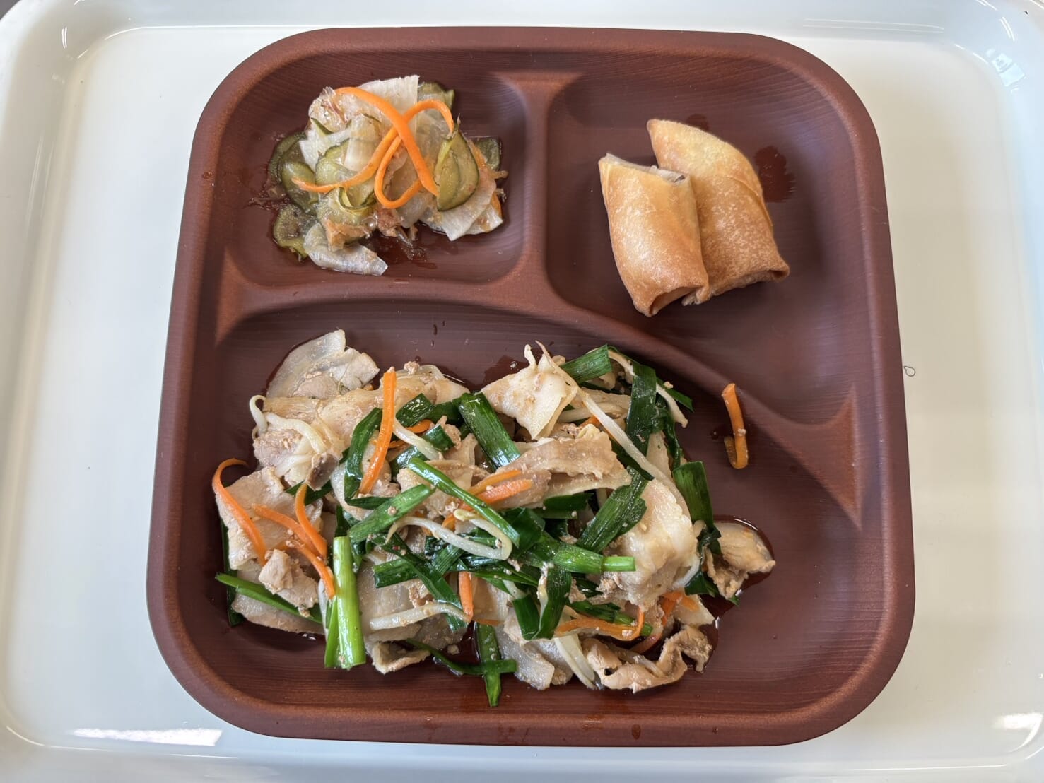 【親和の学生寮】今日の晩ごはん☆豚ニラ炒め
