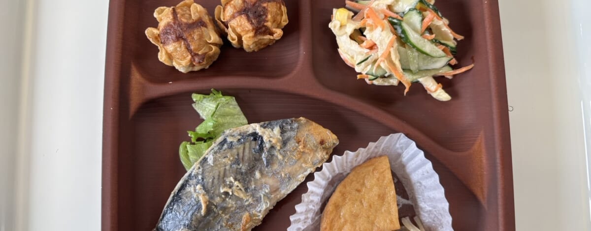【親和の学生寮】今日の晩ごはん☆焼魚と煮物